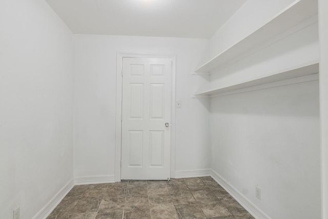 512 N Inwood Drive, Bridge City, TX 77611