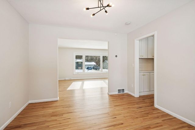 6704 Sioux Trail, Edina, MN 55439