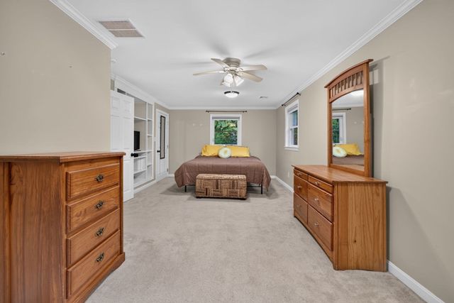 24 Raleigh Road, Framingham, MA 01701