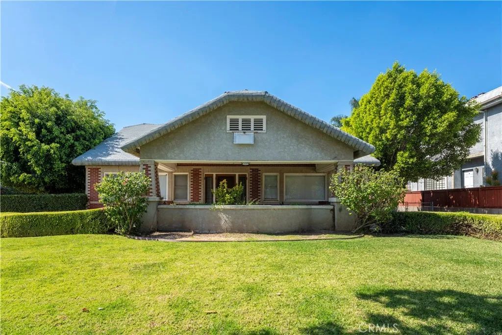 513 N Palm, Alhambra, CA 91801