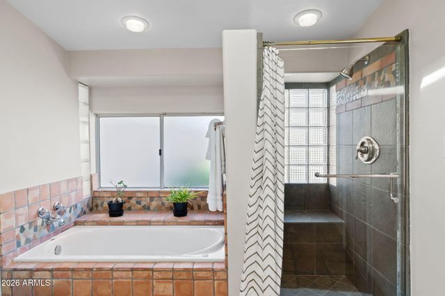 11020 N 74TH Street, Scottsdale, AZ 85260