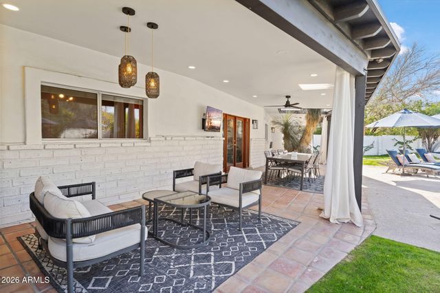 11020 N 74TH Street, Scottsdale, AZ 85260