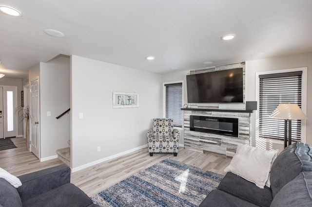 3479 Loberg Lane, West Fargo, ND 58078