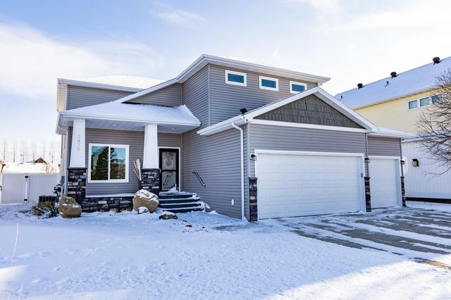 3479 Loberg Lane, West Fargo, ND 58078
