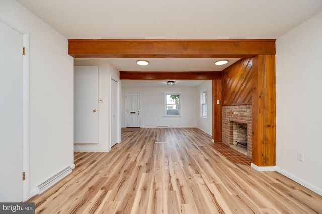 3611 KUTZTOWN RD, Reading, PA 19605