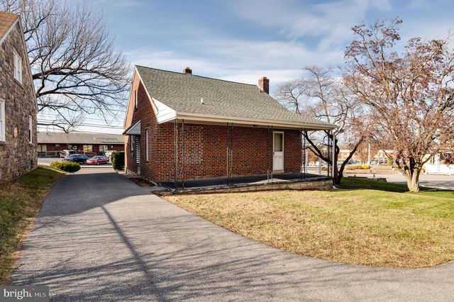 3611 KUTZTOWN RD, Reading, PA 19605