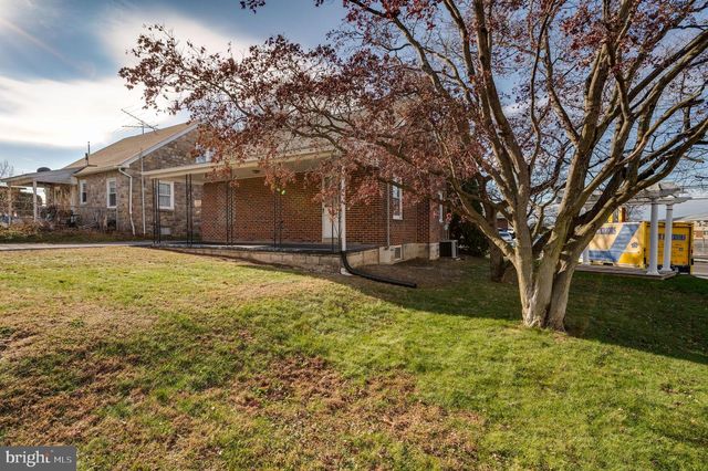 3611 KUTZTOWN RD, Reading, PA 19605