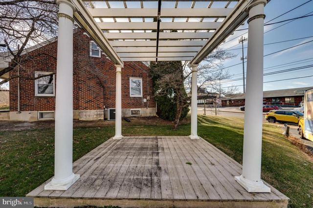 3611 KUTZTOWN RD, Reading, PA 19605