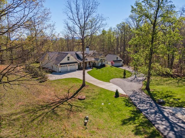 47 Meadow Brooke Court, Young Harris, GA 30582
