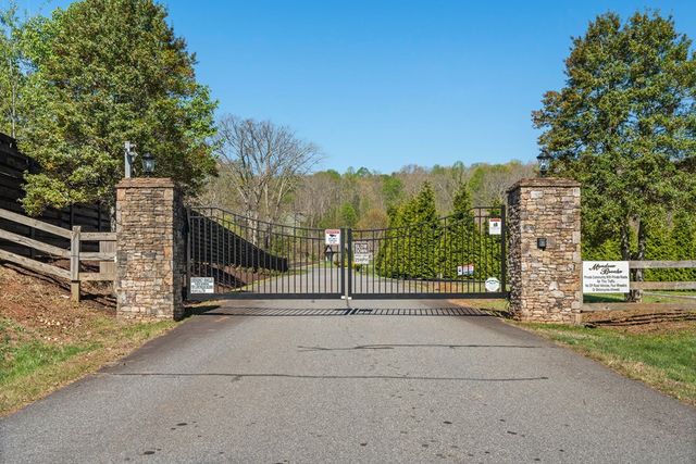 47 Meadow Brooke Court, Young Harris, GA 30582