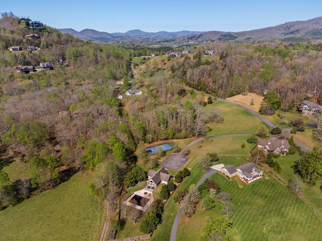 47 Meadow Brooke Court, Young Harris, GA 30582