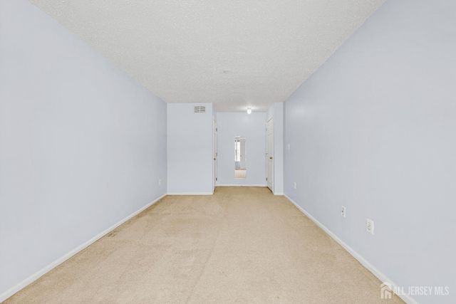 108 Prestwick Way, Edison, NJ 08820