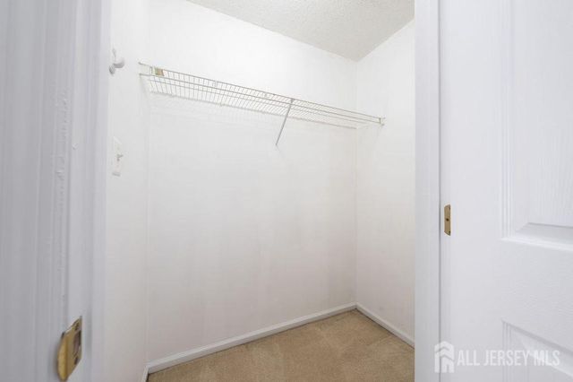 108 Prestwick Way, Edison, NJ 08820