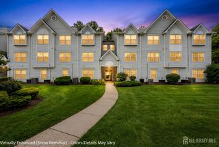 108 Prestwick Way, Edison, NJ 08820