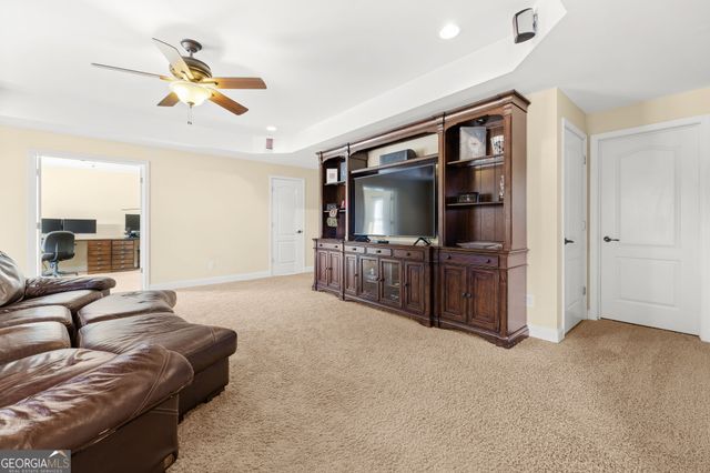 1744 Trilogy Park Drive, Hoschton, GA 30548