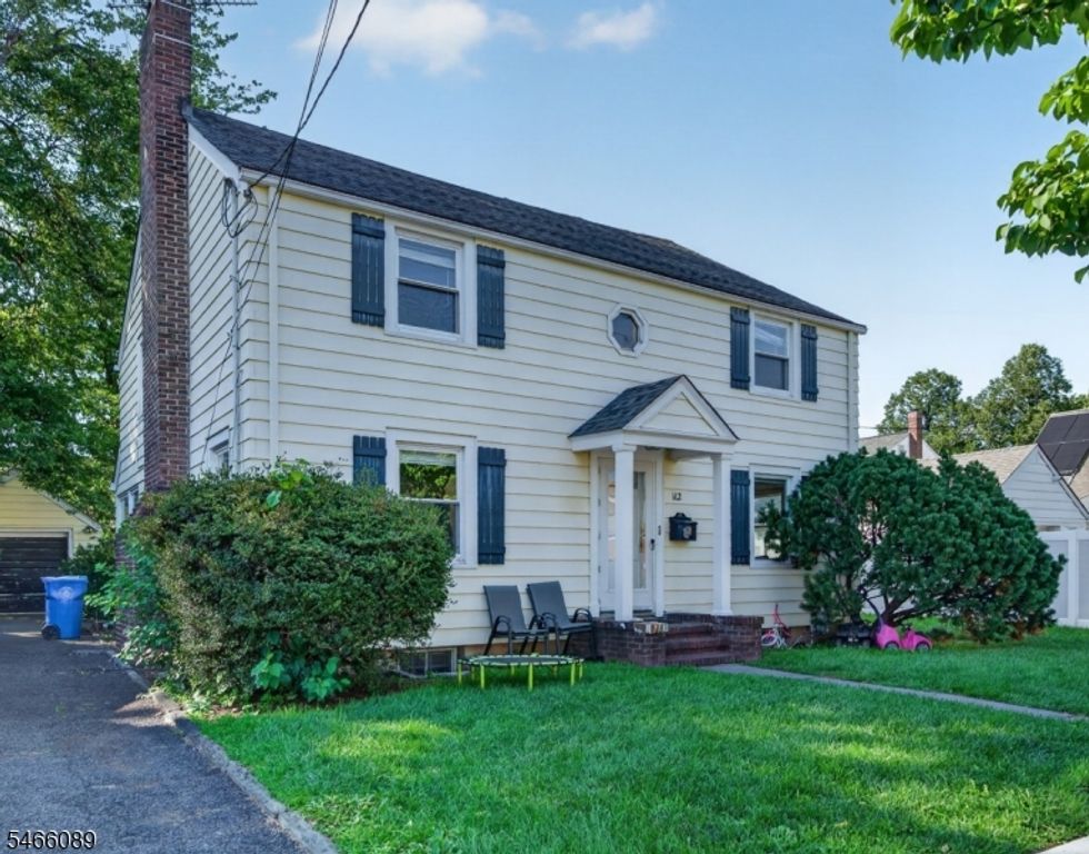 112 Rosewood Ter, Linden City, NJ 07036 — exterior