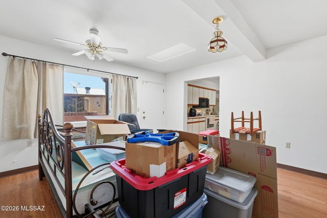 2048 S San Vincent Drive, Green Valley, AZ 85614