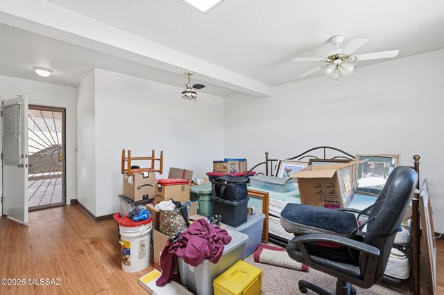 2048 S San Vincent Drive, Green Valley, AZ 85614