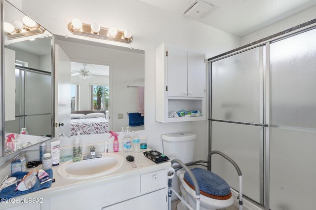 2048 S San Vincent Drive, Green Valley, AZ 85614