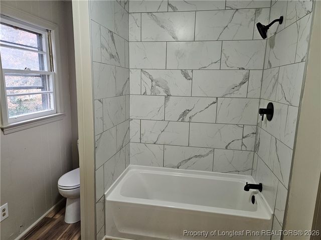 5300 Bayleaf Drive, Fayetteville, NC 28304