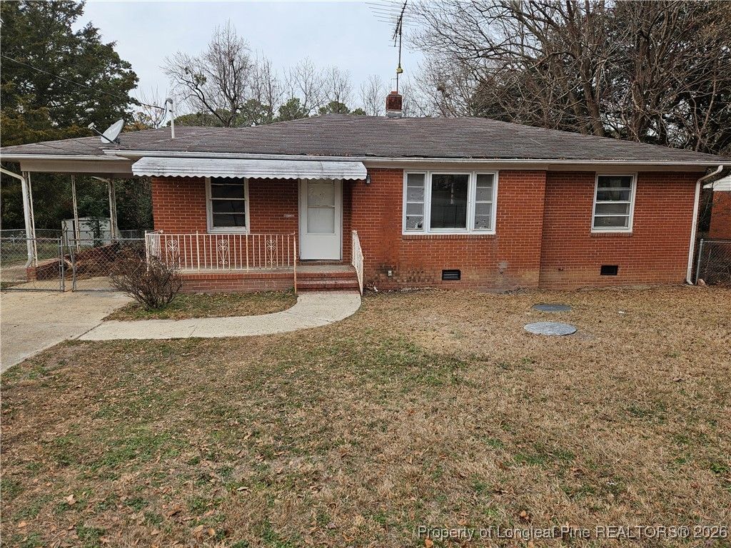 5300 Bayleaf Drive, Fayetteville, NC 28304