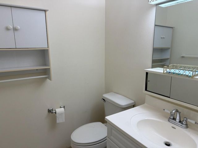2600 SE Ocean Boulevard E5, Stuart, FL 34996