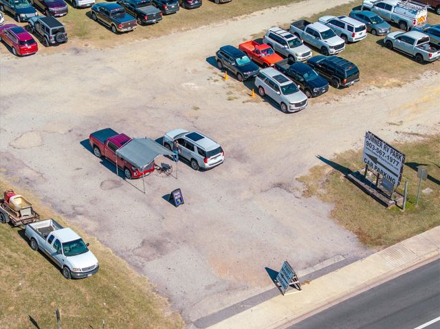 176 N Trade Days Boulevard, Canton, TX 75103