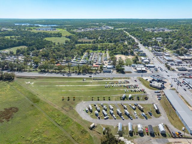 176 N Trade Days Boulevard, Canton, TX 75103