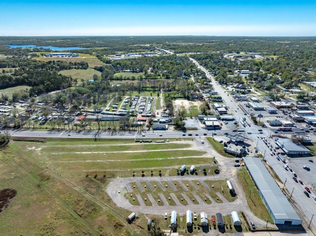 176 N Trade Days Boulevard, Canton, TX 75103