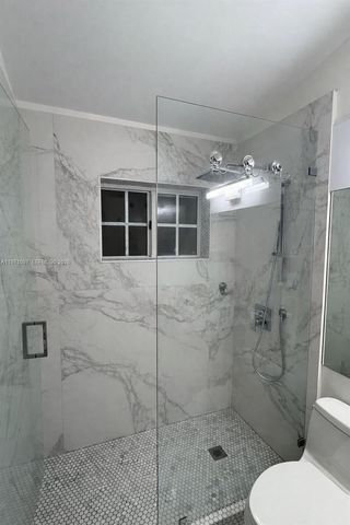 500 NE 3rd St 103, Hallandale Beach, FL 33009