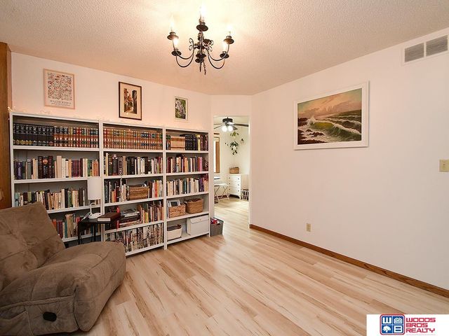 706 Westminster Drive, Lincoln, NE 68510