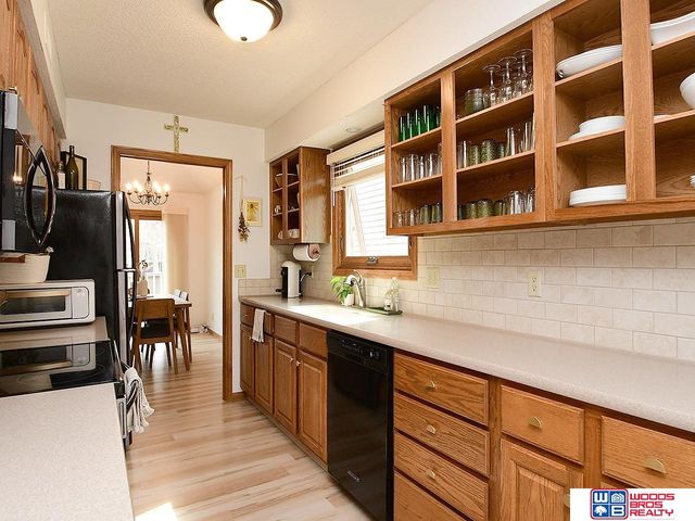 706 Westminster Drive, Lincoln, NE 68510