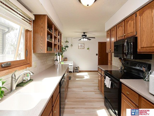 706 Westminster Drive, Lincoln, NE 68510