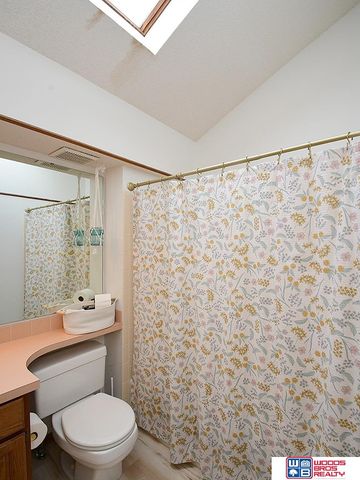 706 Westminster Drive, Lincoln, NE 68510