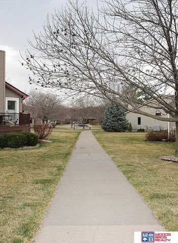706 Westminster Drive, Lincoln, NE 68510