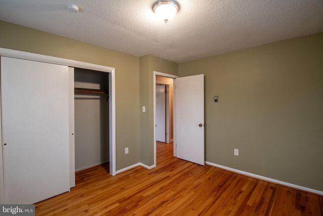 225 BOTANY DR, Martinsburg, WV 25404