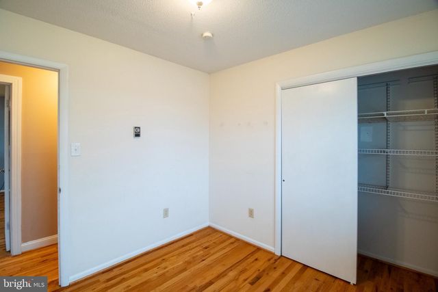 225 BOTANY DR, Martinsburg, WV 25404