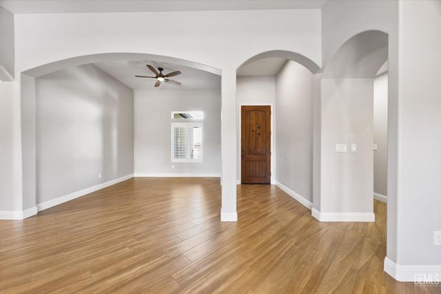 6500 Timms Hill Court, Bakersfield, CA 93306