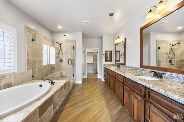 6500 Timms Hill Court, Bakersfield, CA 93306