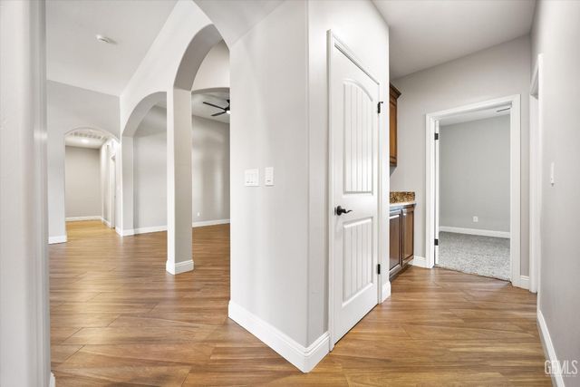 6500 Timms Hill Court, Bakersfield, CA 93306