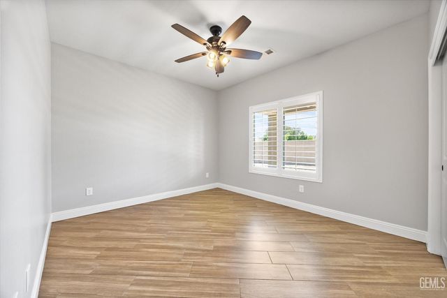 6500 Timms Hill Court, Bakersfield, CA 93306