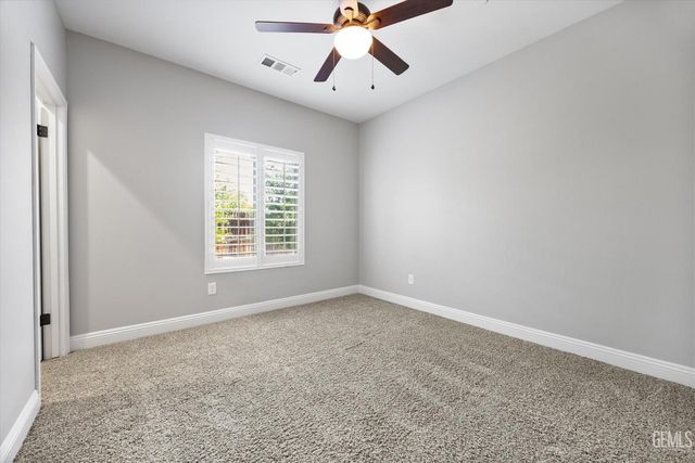 6500 Timms Hill Court, Bakersfield, CA 93306