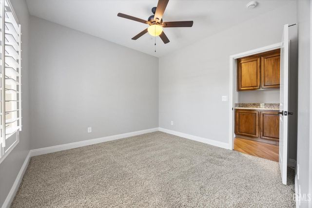 6500 Timms Hill Court, Bakersfield, CA 93306