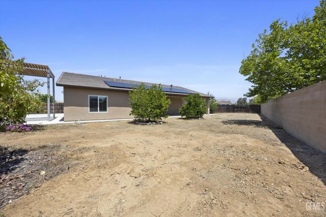 6500 Timms Hill Court, Bakersfield, CA 93306