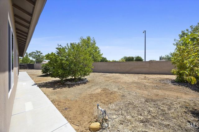 6500 Timms Hill Court, Bakersfield, CA 93306