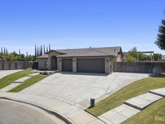 6500 Timms Hill Court, Bakersfield, CA 93306