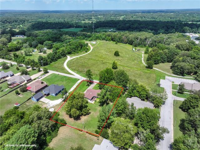 2206 University Street, Siloam Springs, AR 72761