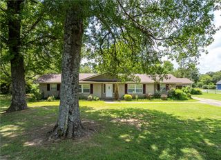 2206 University Street, Siloam Springs, AR 72761