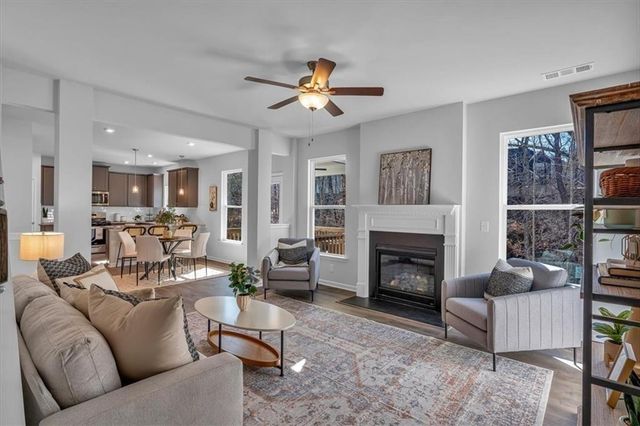 28 Lakewood Court SE, Cartersville, GA 30120