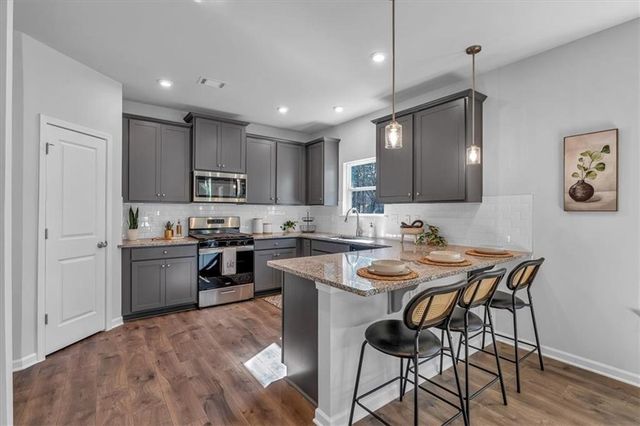 28 Lakewood Court SE, Cartersville, GA 30120